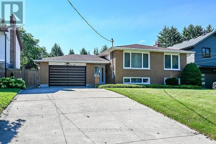 57 TURNBULL ROAD, Hamilton (Dundas), Ontario L9H3W5