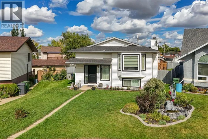 6130 52 Street Close, Ponoka, Alberta T4J1E8