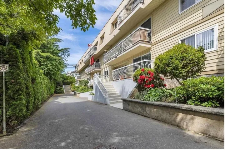 104 7436 STAVE LAKE STREET, Mission, British Columbia V2V5B9