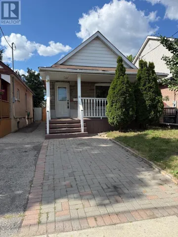 12 MAHONEY AVENUE, Toronto (Mount Dennis), Ontario M6M2H4