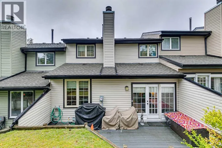 22, 448 Strathcona Drive SW, Calgary, Alberta T3H1M3