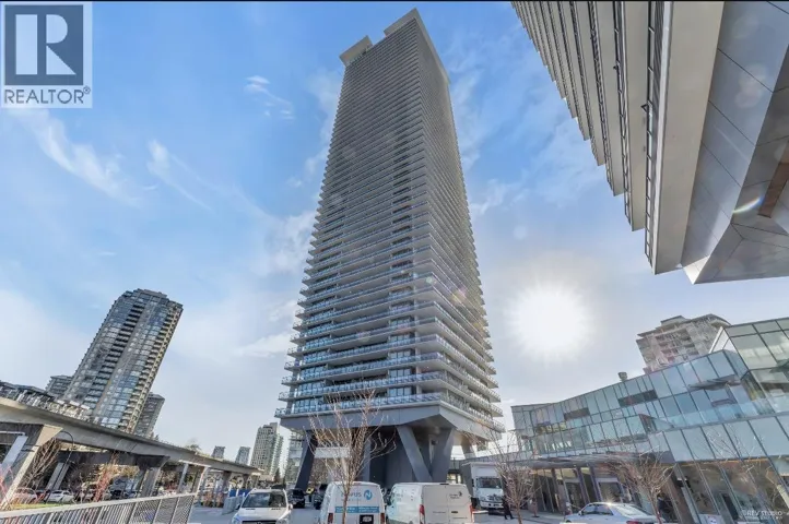 3201 4730 LOUGHEED HIGHWAY, Burnaby, British Columbia V5C0M9