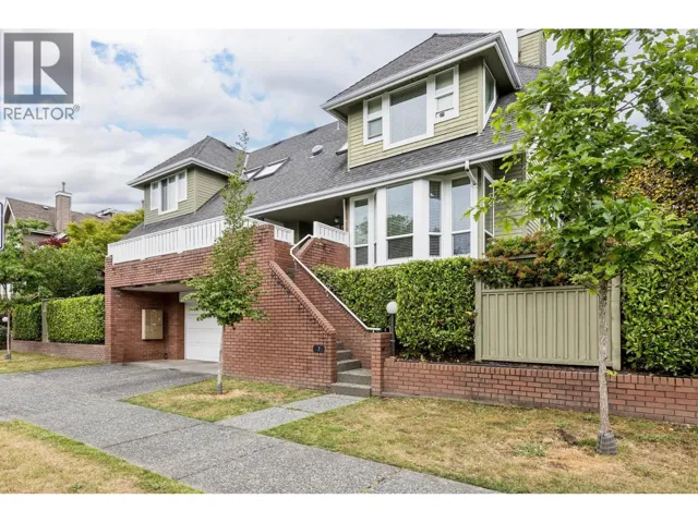 7 240 E KEITH ROAD, North Vancouver, British Columbia V7L1V5