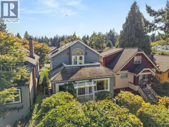 4468 W 14TH AVENUE, Vancouver, British Columbia V6R2Y3