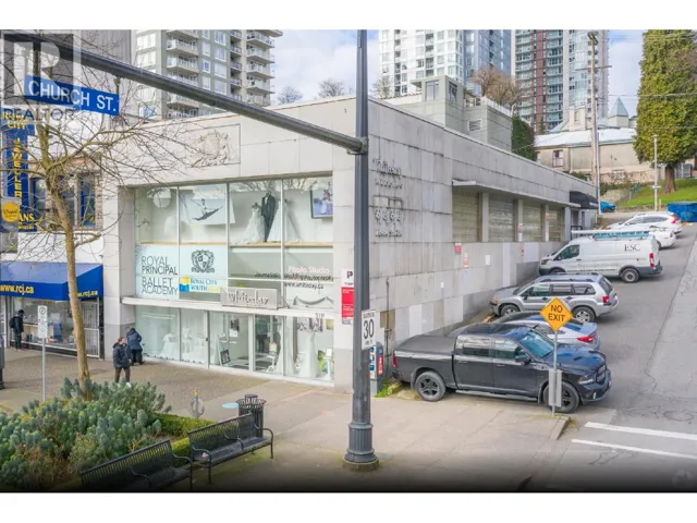 511 COLUMBIA STREET, New Westminster, British Columbia V3L1B2