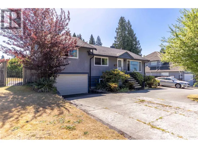 539 SCHOOLHOUSE STREET, Coquitlam, British Columbia V3J5N8