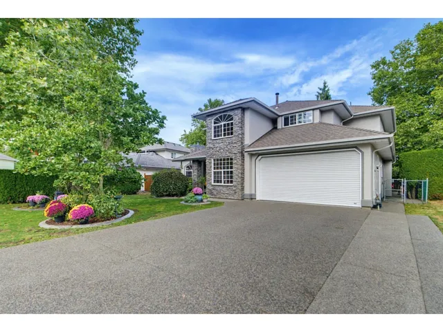 22315 47A AVENUE, Langley, British Columbia V2Z1M5