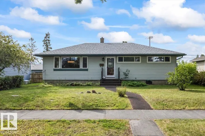 8663 64 AV NW, Edmonton, Alberta T6E0H4