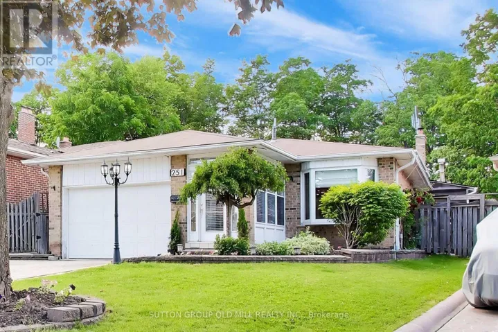 251 CHALFIELD LANE, Mississauga (Rathwood), Ontario L4Z1L1