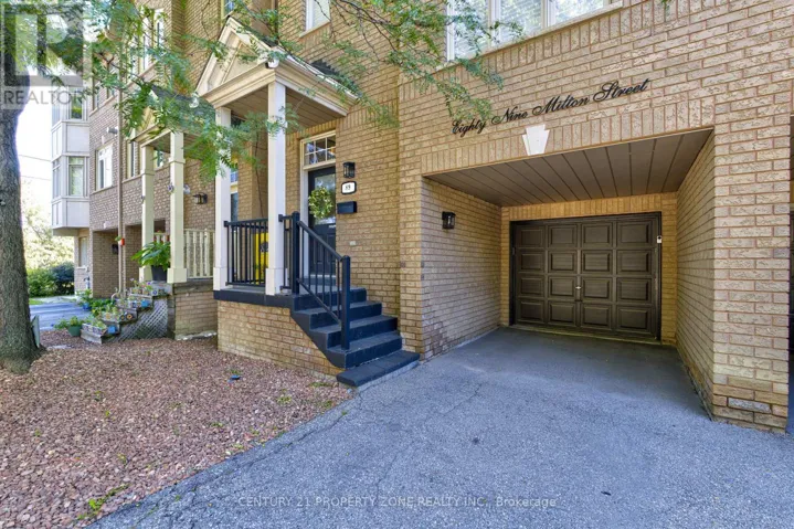 89 MILTON STREET, Toronto (Mimico), Ontario M8Y2Y1