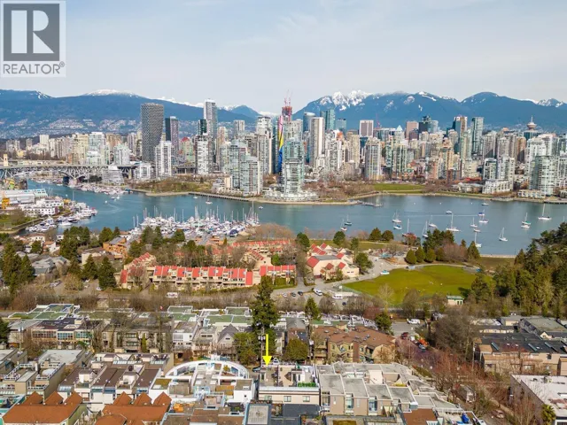 201 1024 W 7TH AVENUE, Vancouver, British Columbia V6H1B3
