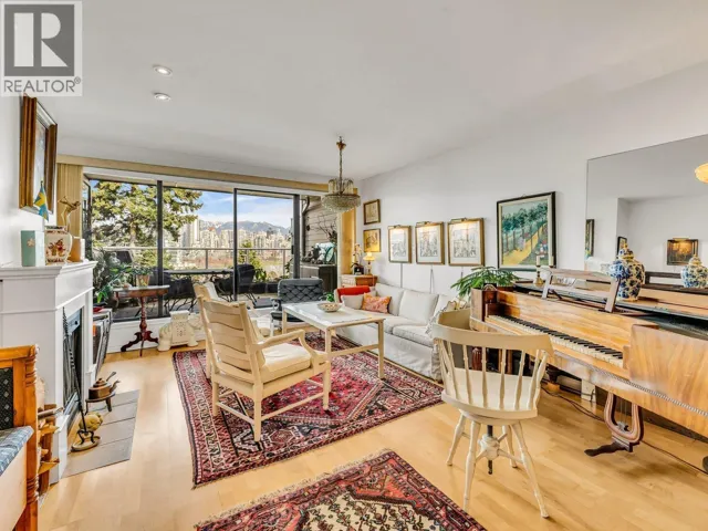201 1024 W 7TH AVENUE, Vancouver, British Columbia V6H1B3