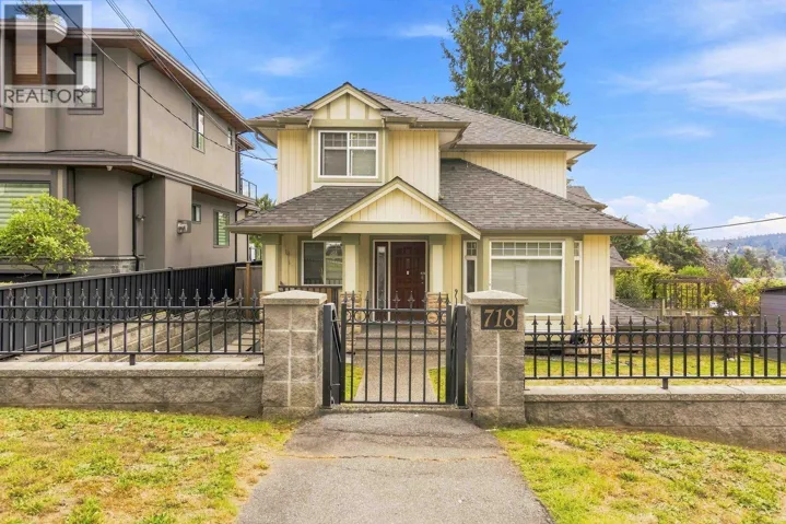 718 DELESTRE STREET, Coquitlam, British Columbia V3K2G3