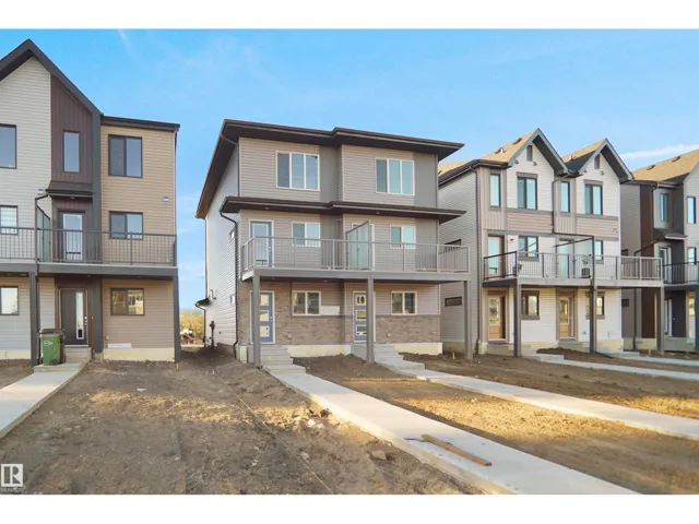 938 19 AV NW, Edmonton, Alberta T6T1J1
