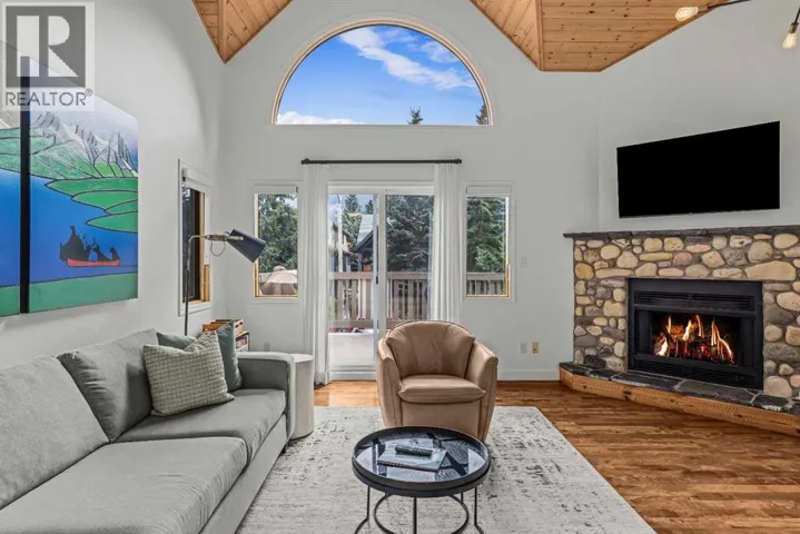 4, 822 5 Street, Canmore, Alberta T1W2G4