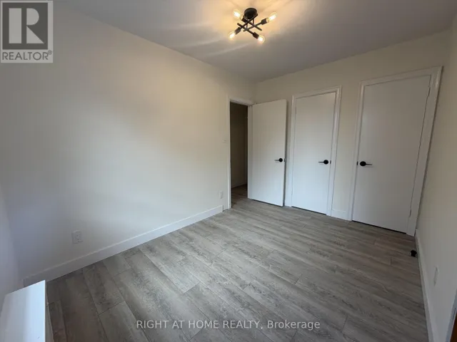 203 - 3384 LAKE SHORE BOULEVARD W, Toronto (Long Branch), Ontario M8W1M9