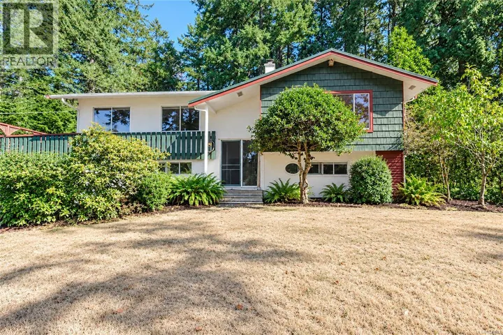 1914 Sandover Rd, North Saanich, British Columbia V8L1A1