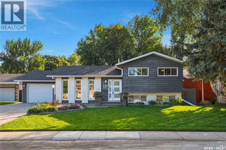 SK 421 Birch CRESCENT, Saskatoon, Saskatchewan S7N2K2