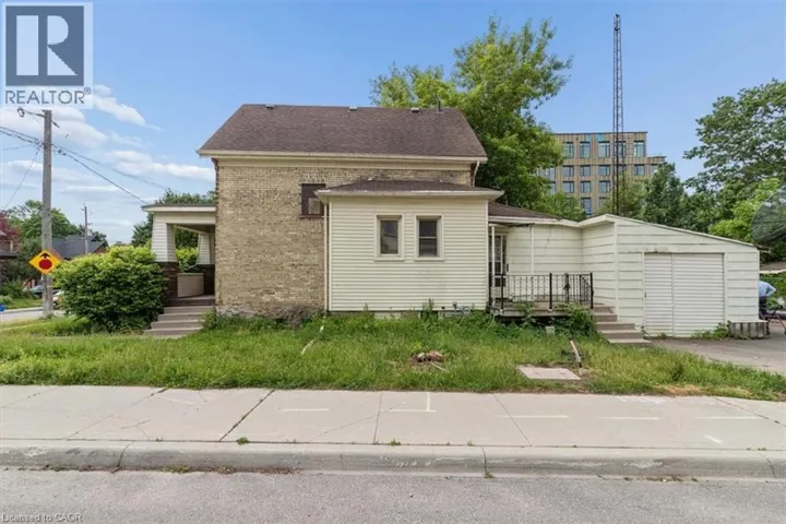 427 DUKE Street W, Kitchener, Ontario N2H3Y6