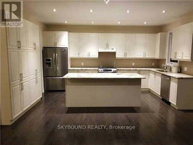 10 VILLANOVA ROAD, Brampton (Bram West), Ontario L6Y2Z4