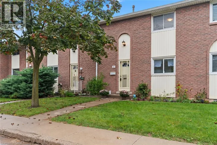 151 GATESHEAD Crescent Unit# 43, Stoney Creek, Ontario L8G3W1