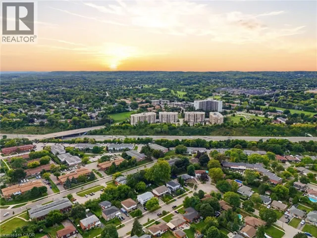 2085 AMHERST HEIGHTS Drive Unit# 613, Burlington, Ontario L7P5C2