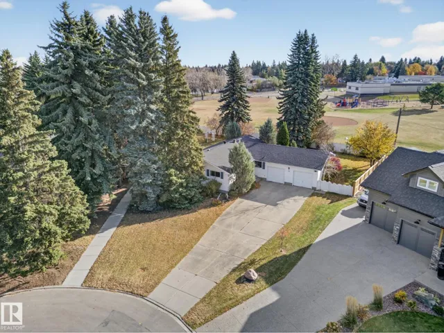 14 Elm CO NW, Sherwood Park, Alberta T8A1J2