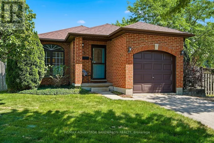 70 MAXINE COURT, Middlesex Centre (Kilworth), Ontario N0L1R0