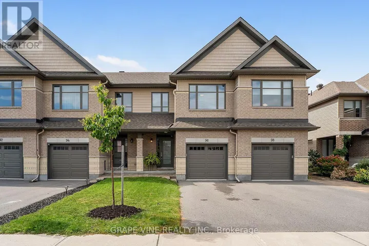 96 PORTER STREET, Ottawa, Ontario K2S2L8