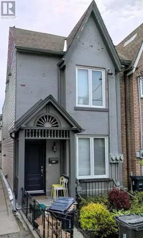 15 COOLMINE ROAD, Toronto (Little Portugal), Ontario M6J3G1