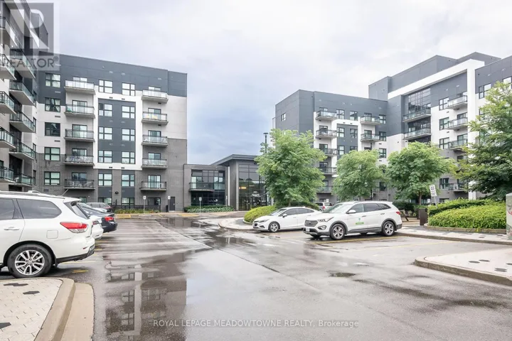 205 - 102 GROVEWOOD COMMON, Oakville (GO Glenorchy), Ontario L6H0X2