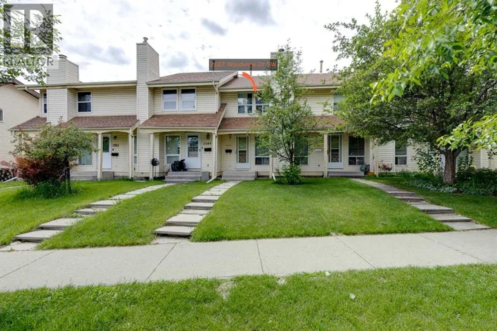 2187 Woodview Drive SW, Calgary, Alberta T2W3N8