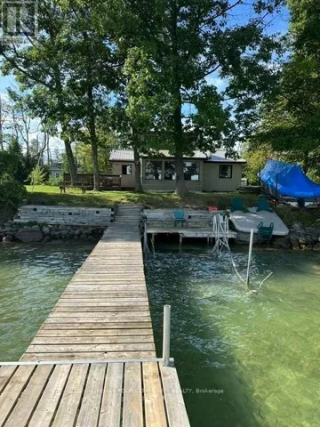 20 SNAKE ISLAND E, Georgina Islands (Snake Island), Ontario L4P0M2
