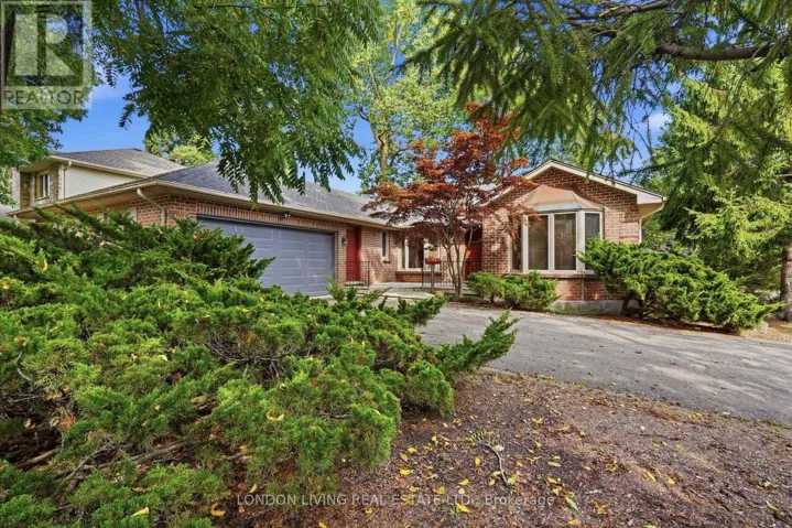 181 TIMBER DRIVE, London South (South B), Ontario N6K4B3