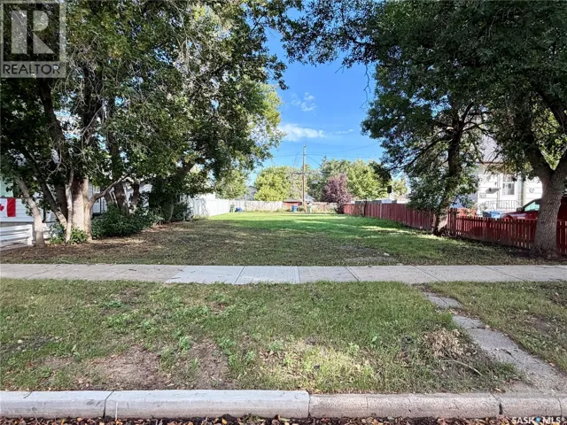 350 Duffield STREET W, Moose Jaw, Saskatchewan S6H5H6