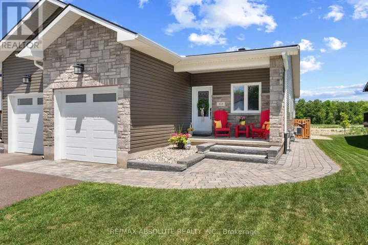 323 FORESTVIEW CRESCENT, Renfrew, Ontario K7V0C4