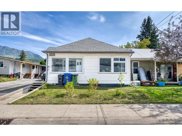 1052 6TH Avenue, Fernie, British Columbia V0B1M0