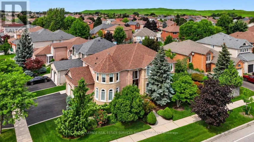5563 WHITEHORN AVENUE, Mississauga (East Credit), Ontario L5V2E2