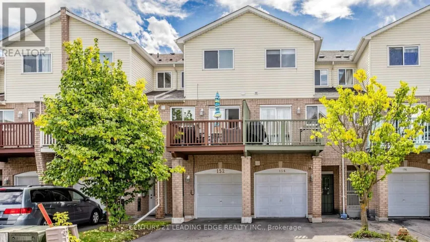 152 BARTLEY DRIVE, Toronto (Victoria Village), Ontario M4A1C5