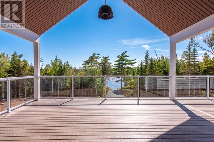 357 Canoe Crescent, Hammonds Plains, Nova Scotia B4B2P6