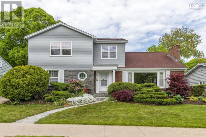 985 Beaufort Avenue, Halifax, Nova Scotia B3H3X9