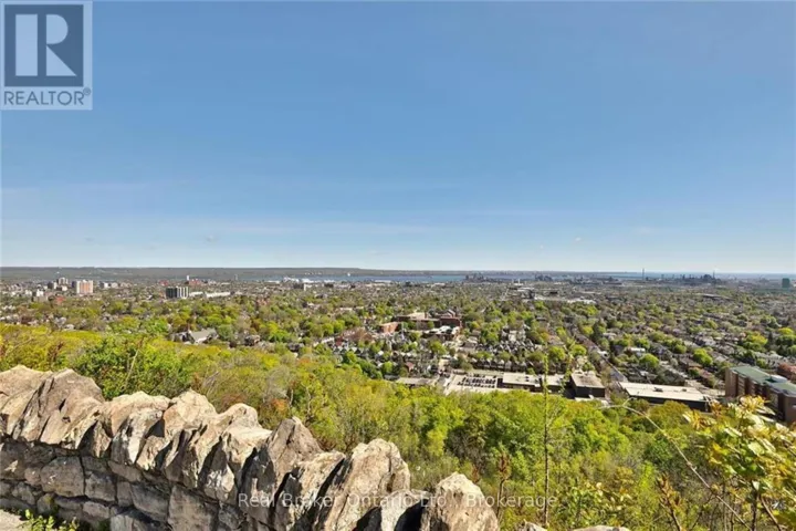 205C - 5 EAST 36TH STREET, Hamilton (Raleigh), Ontario L8V3Y6