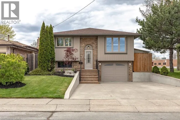 116 HIGHRIDGE Avenue, Hamilton, Ontario L8E3Y9