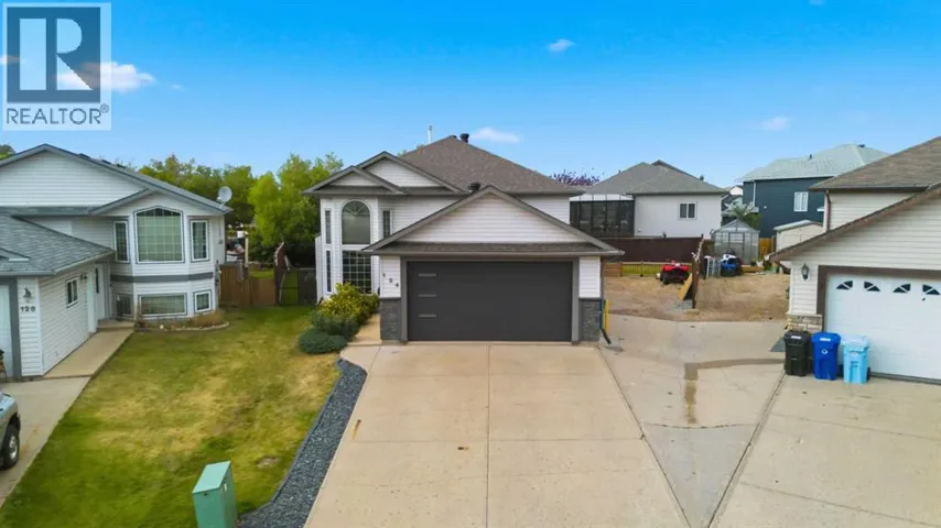124 DICKEY Bay, Fort McMurray, Alberta T9K2N3