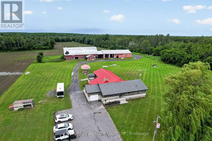 17441 MCPHAIL ROAD, South Stormont, Ontario K0C2A0