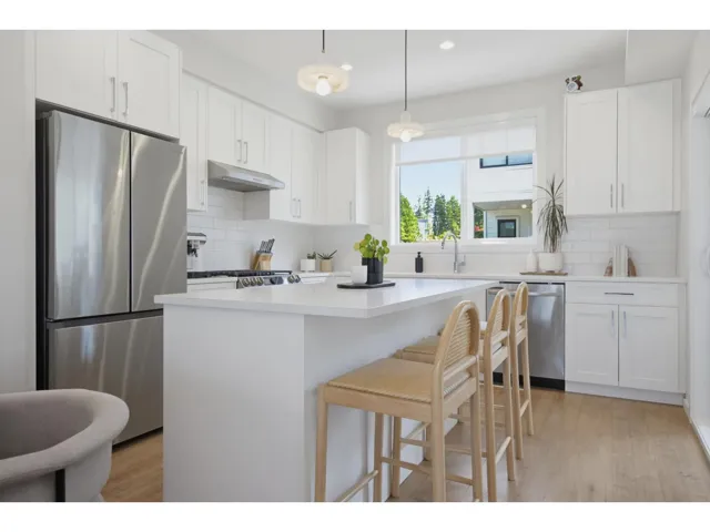 8 1871 165A STREET, Surrey, British Columbia V3Z9N3