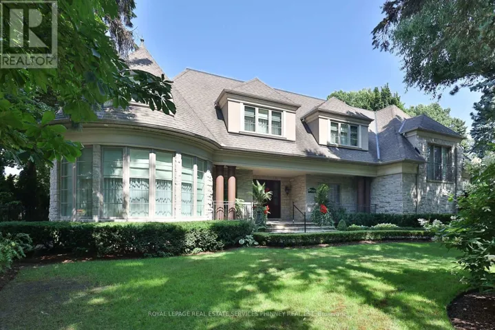 541 ARROWHEAD ROAD, Mississauga (Lorne Park), Ontario L5H1V5