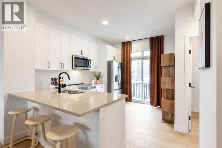 1203, 30 Rochester View NW, Calgary, Alberta T3L0M8