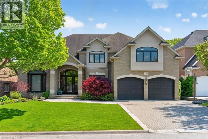 120 JEROME PARK Drive, Dundas, Ontario L9H6H3