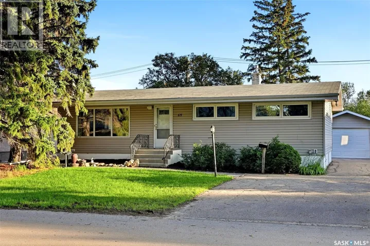 69 Darke CRESCENT, Regina, Saskatchewan S4S3Y1